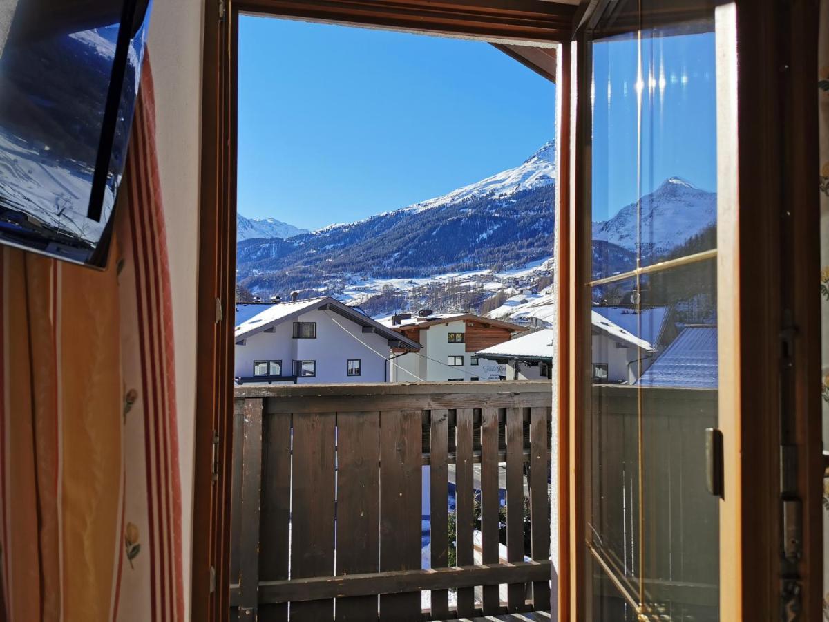 Hotel Garni Schoenblick Sölden Zewnętrze zdjęcie
