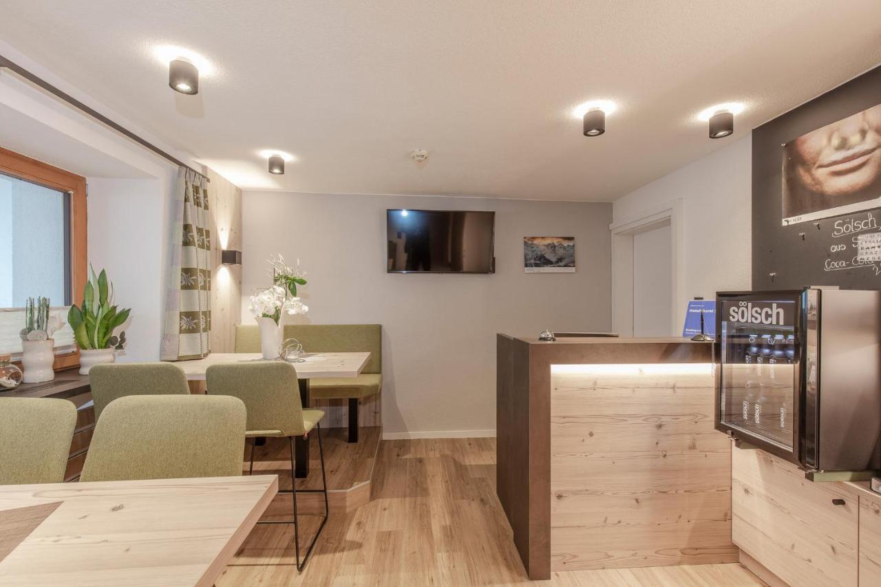 Hotel Garni Schoenblick Sölden Zewnętrze zdjęcie