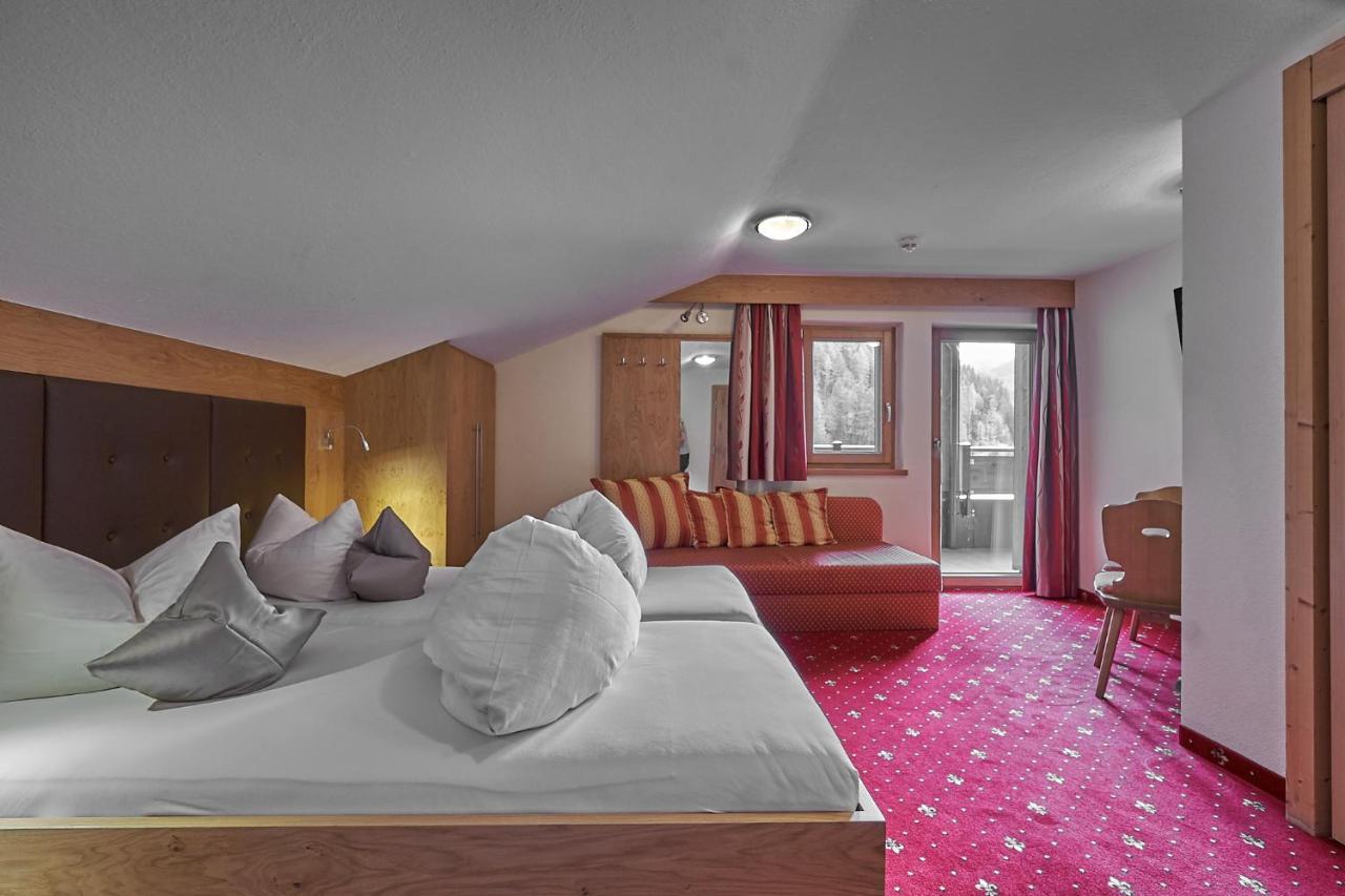 Hotel Garni Schoenblick Sölden Zewnętrze zdjęcie