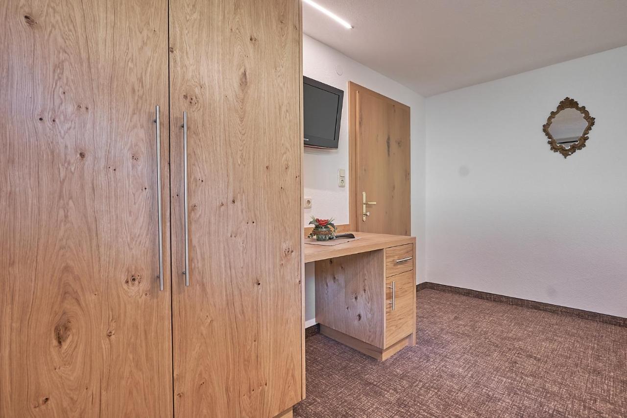 Hotel Garni Schoenblick Sölden Zewnętrze zdjęcie